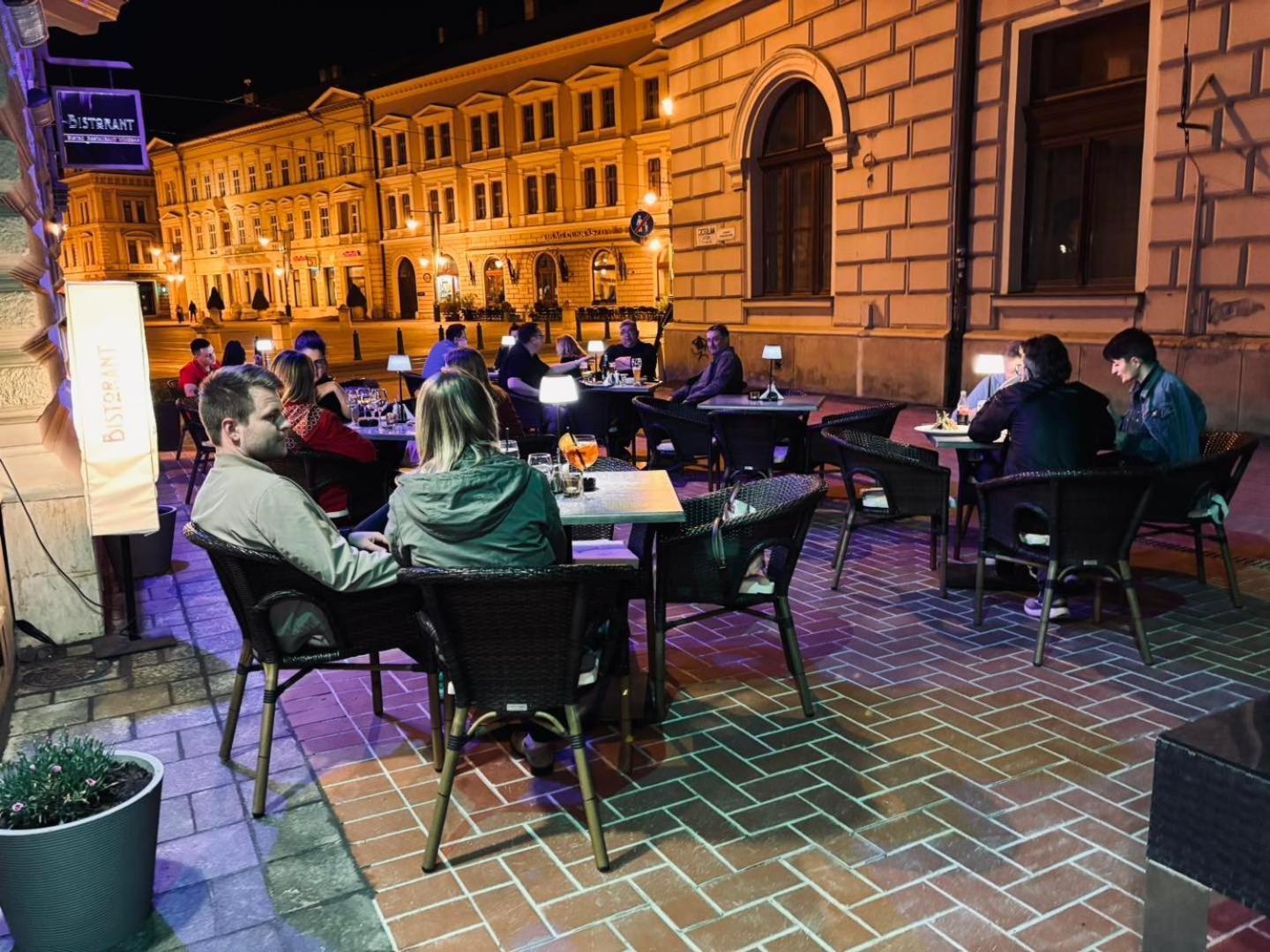 Soleil Apartman Segedyn Zewnętrze zdjęcie